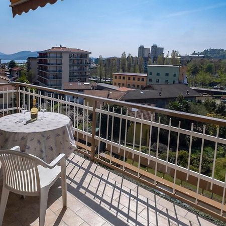 Casa Vacanze Heidi Vista Lago Verbania Dış mekan fotoğraf